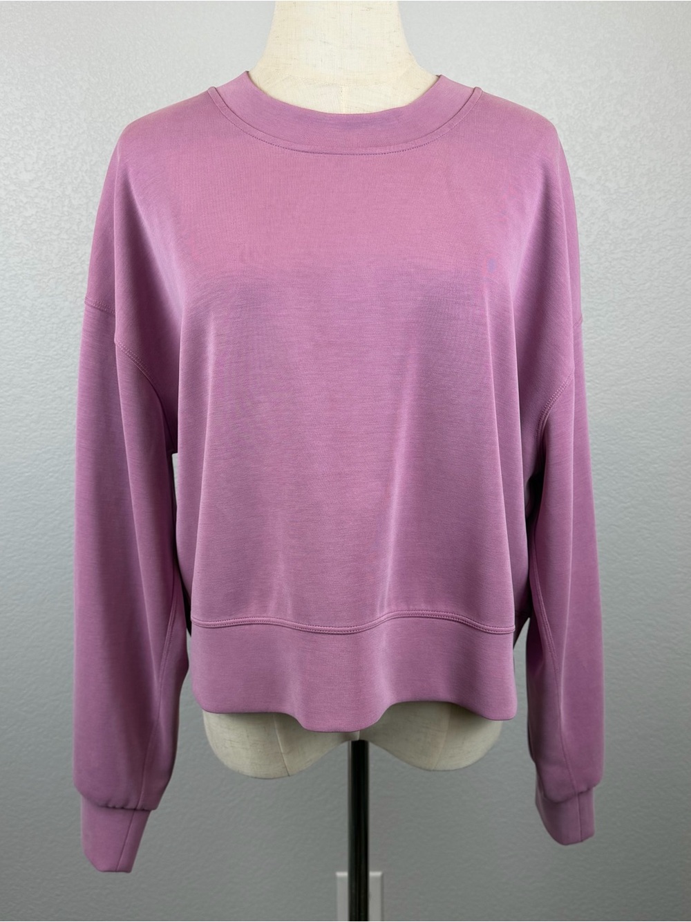 Lululemon Perfectly Oversized Cropped Crew Softstreme Velvet Dust | Size 8